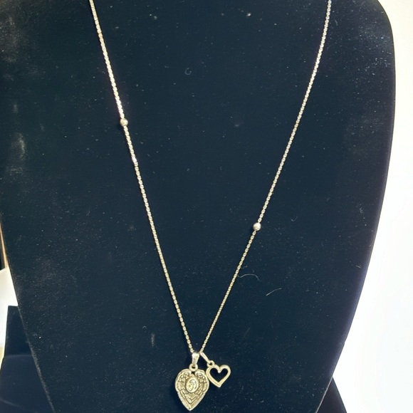 ALEX AND ANI Guardian Angel
Expandable Necklace and sterling pendant - Picture 4 of 16